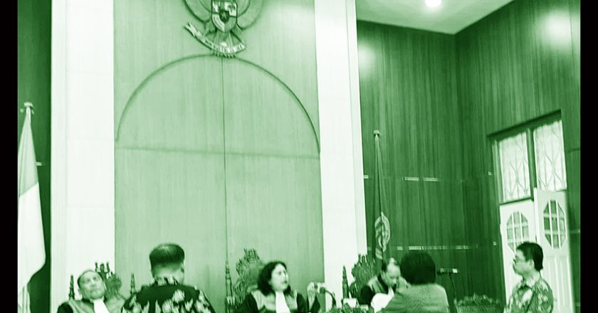 Rosa, Bersaksi ‘hendak kaburkan’ Bukti