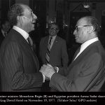 Syair Bumi Ambivalen